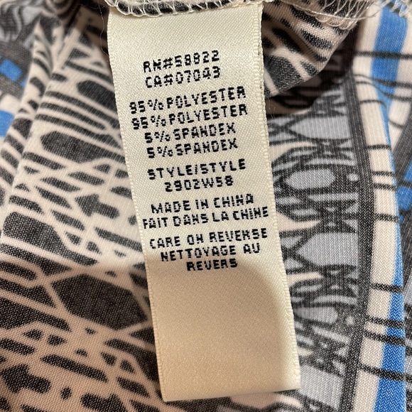 Max Studio- M - Picture 3 of 3